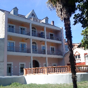 T3 Montréjeau Hotel…